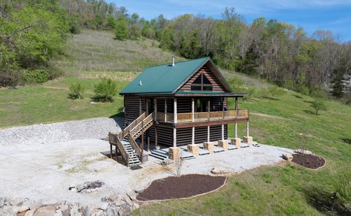 House in Granville, Tennessee, United States 1