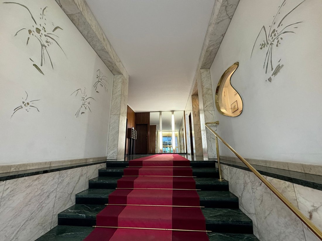 Penthouse in Centrale, Milan, Italy 4 - 17645362