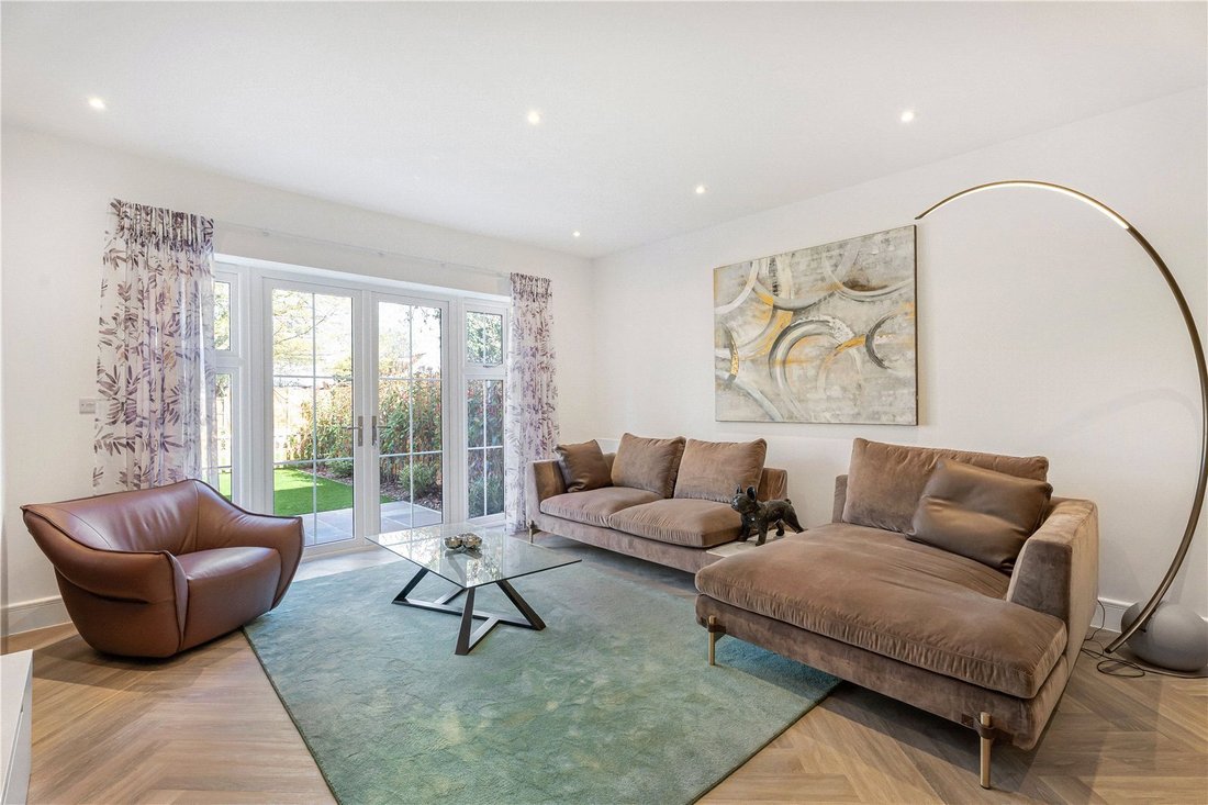Apartment in Osidge, Barnet, England 3 - 17645418