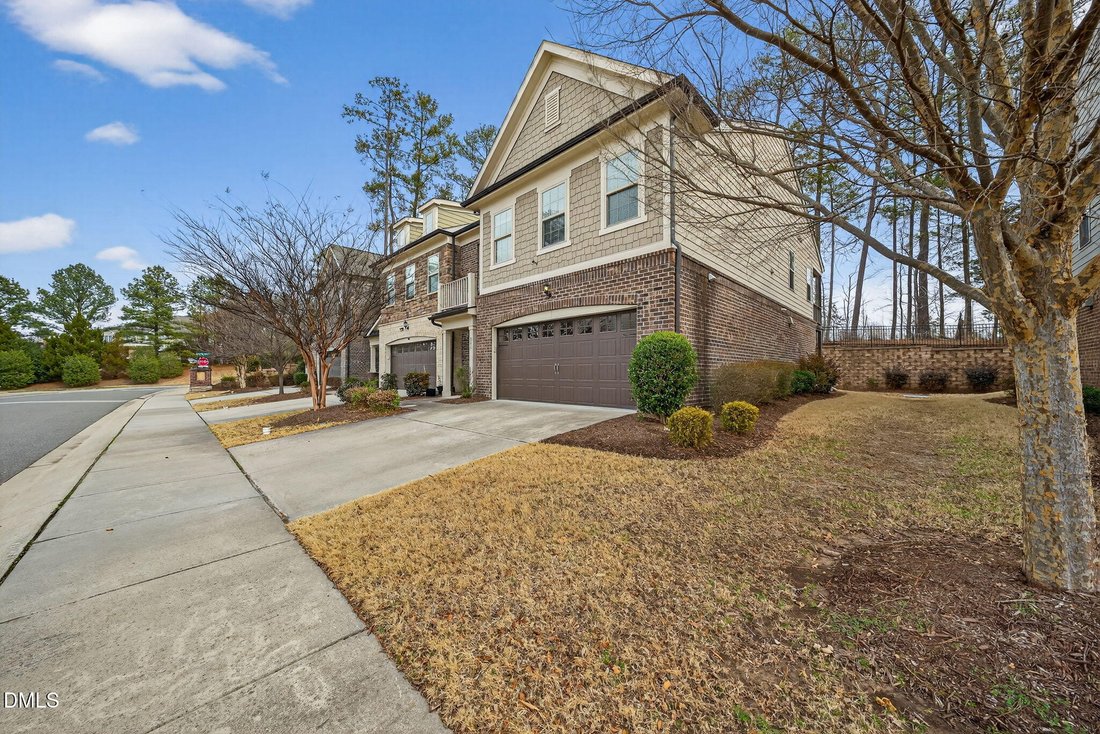 Townhouse in Cary, North Carolina, United States 2 - 17645306