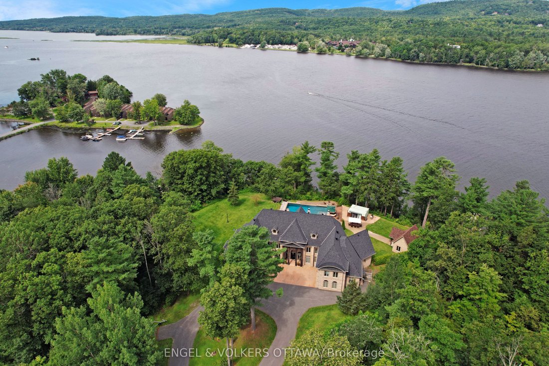 House in Alfred And Plantagenet, Ontario, Canada 2 - 17650139