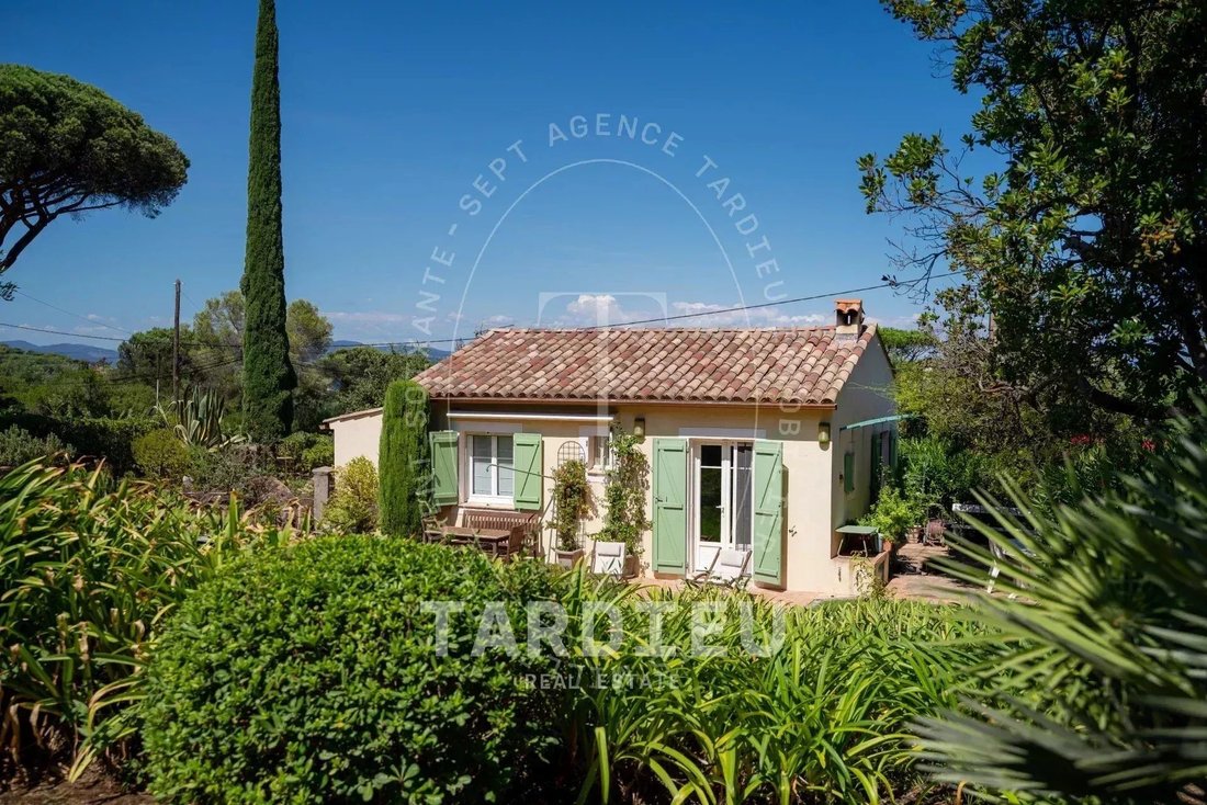 House in Zone Ouest Urbaine, Saint-Tropez, France 3 - 15879861