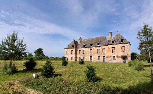 Chateau in Serrigny-en-Bresse, Bourgogne – Franche-Comté, France 1