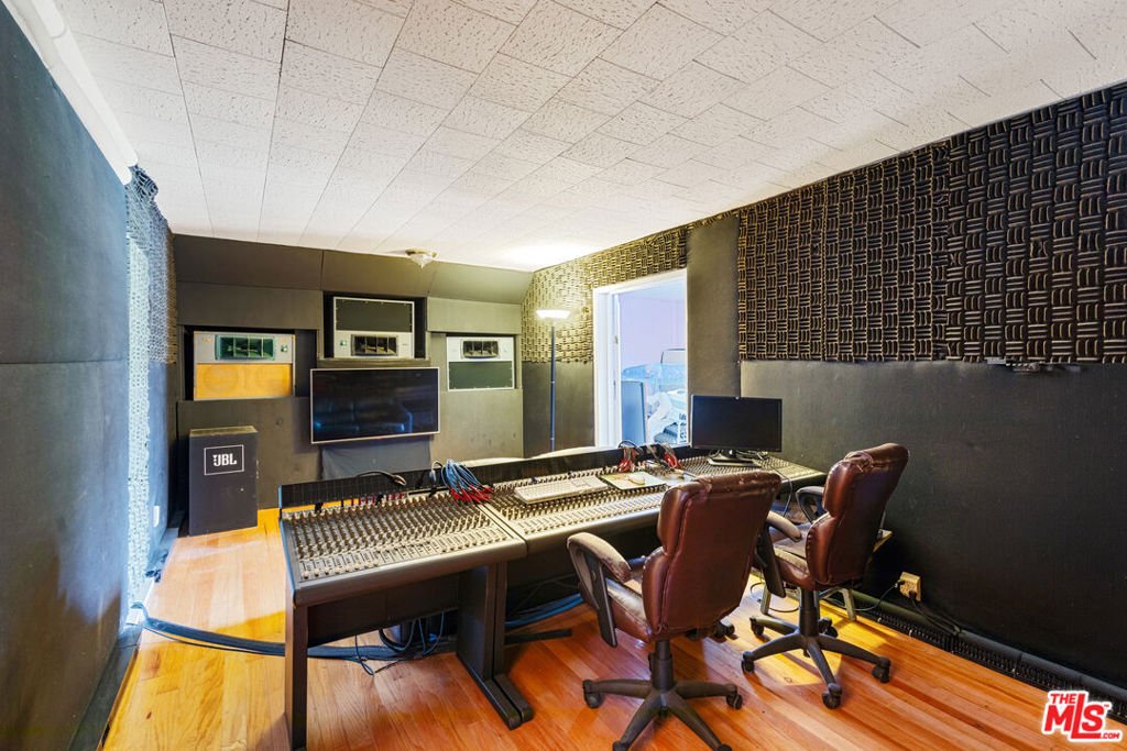 House in Los Angeles, California, United States 5 - 17648204