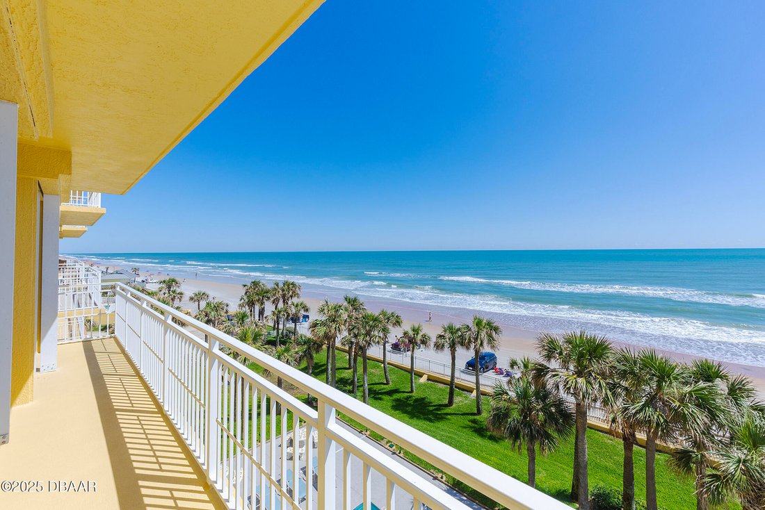 Condo in Daytona Beach, Florida, United States 3 - 17647994
