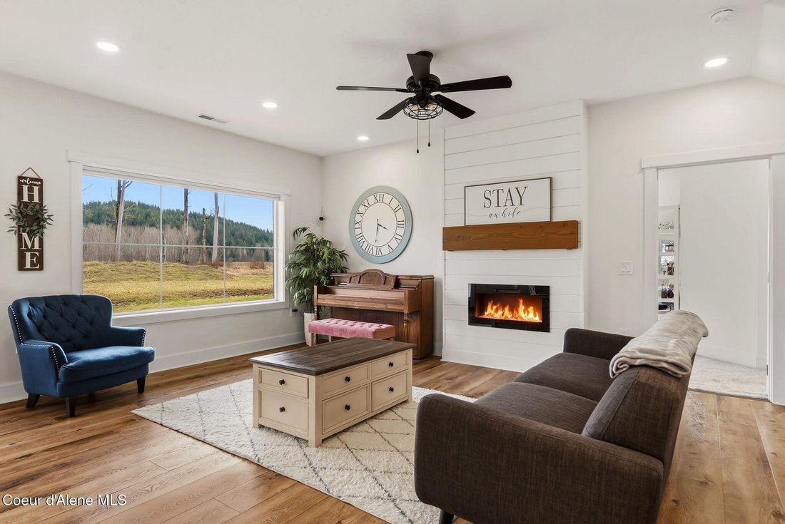 House in Sandpoint, Idaho, United States 5 - 17648772