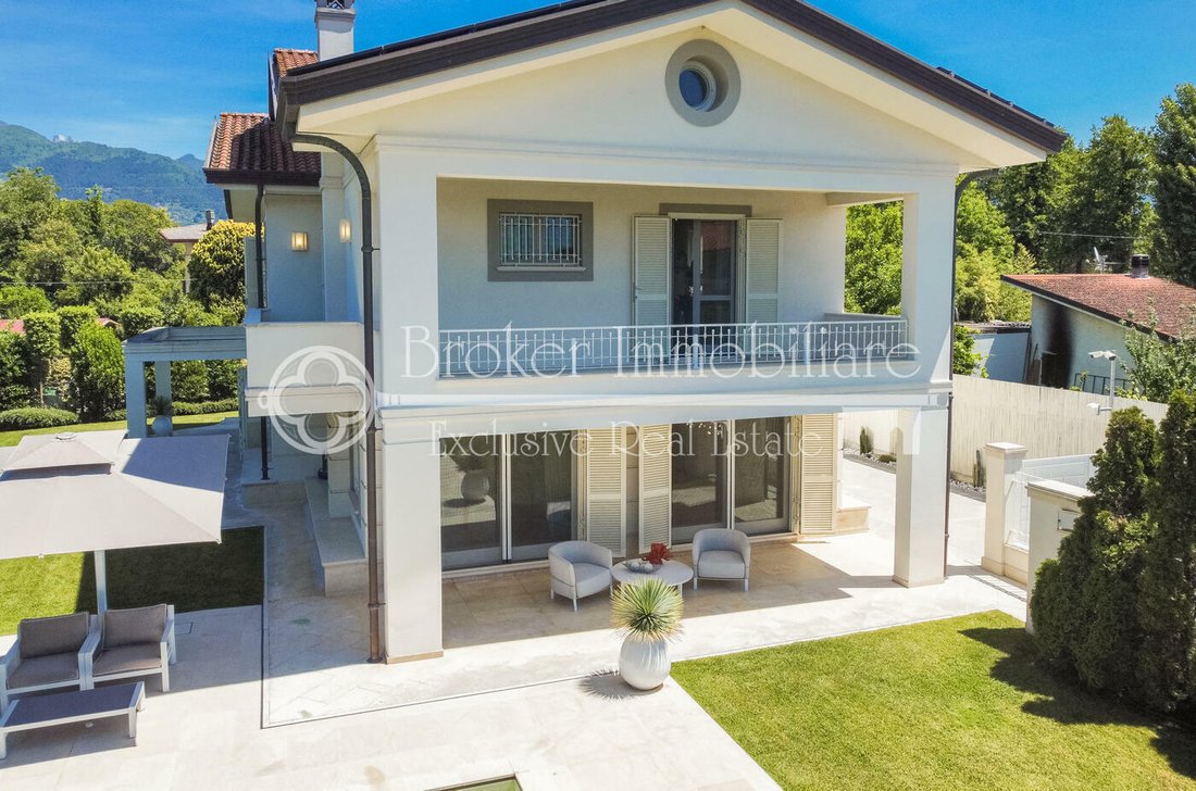 Villa in Center, Forte dei Marmi, Tuscany 4 - 15754332