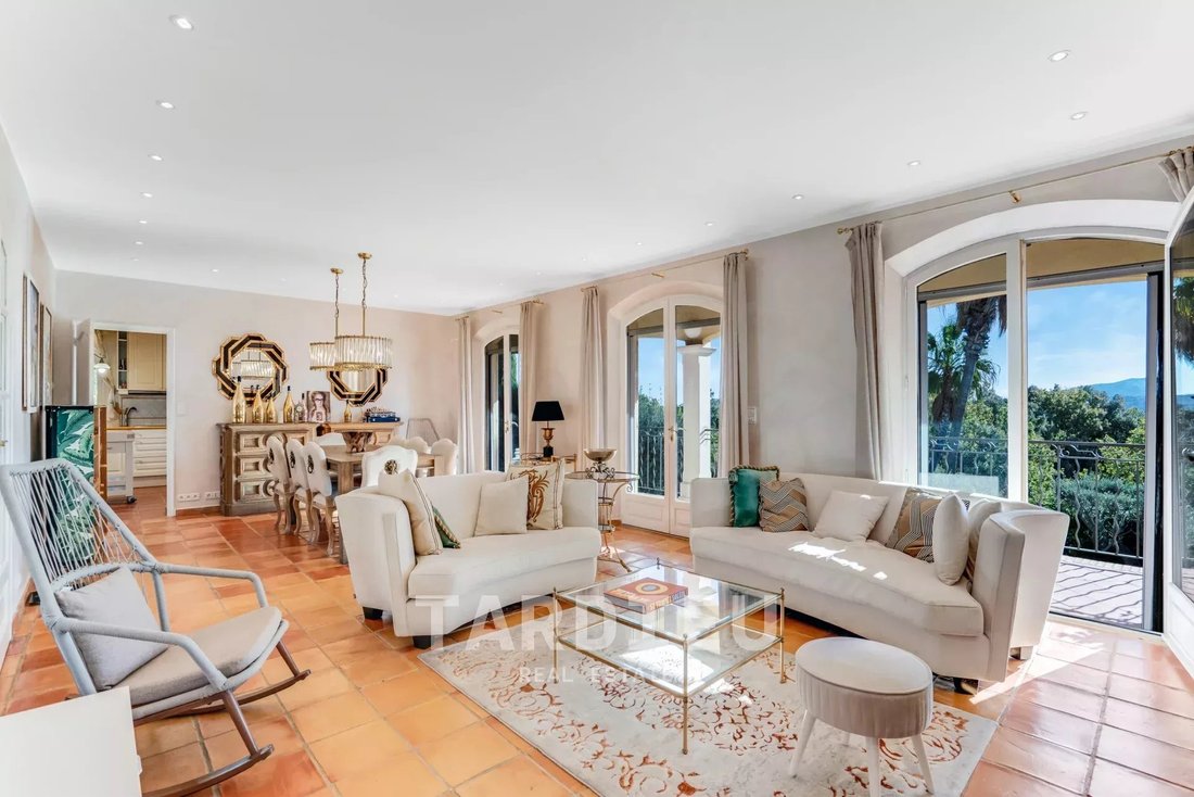 House in Grimaud, Provence-Alpes-Côte d'Azur, France 4 - 16745839