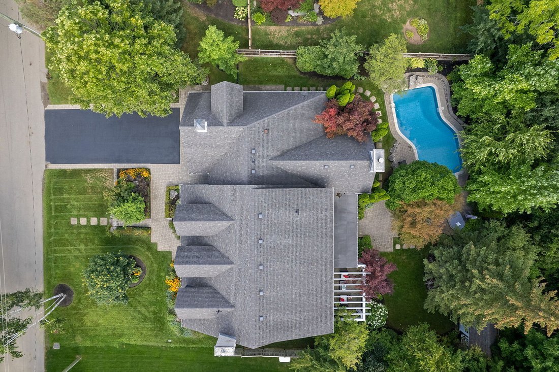 House in Oakville, Ontario, Canada 3 - 17646573