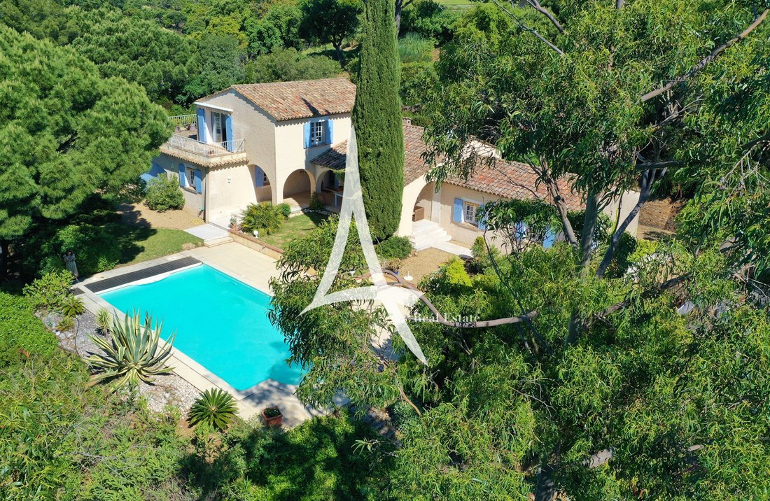 Villa in La Croix-Valmer, Provence-Alpes-Côte d'Azur, France 3 - 14674879