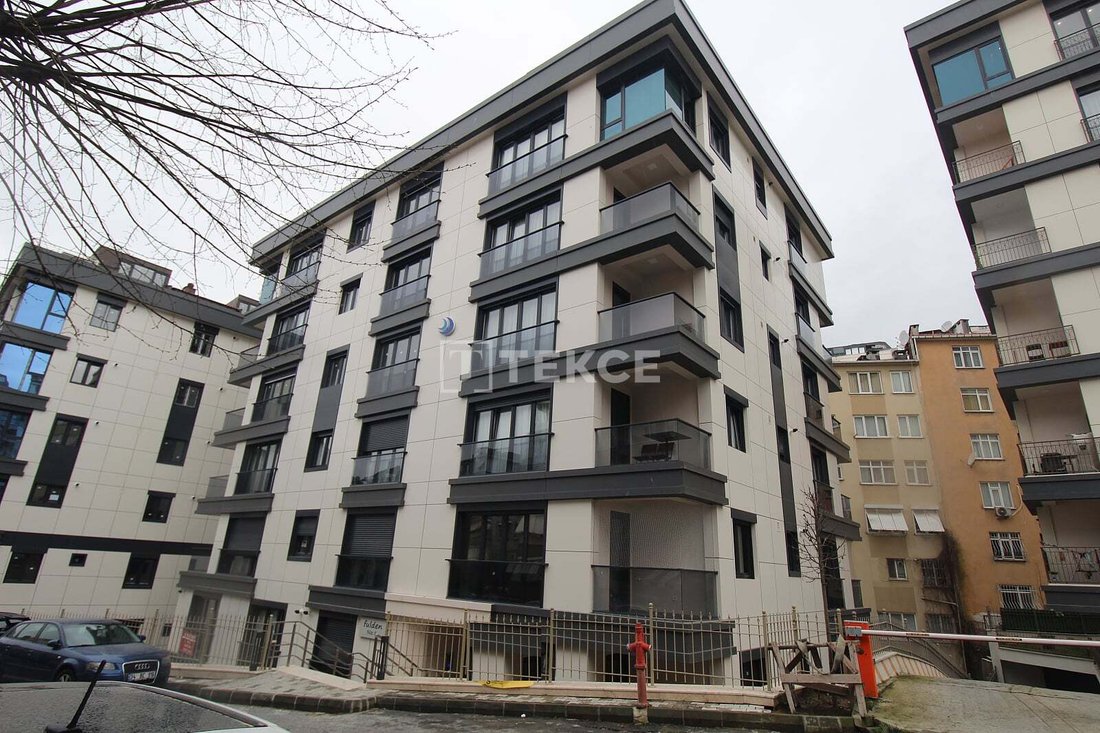 Apartment in Beşiktaş, İstanbul, Turkey 1 - 17650277