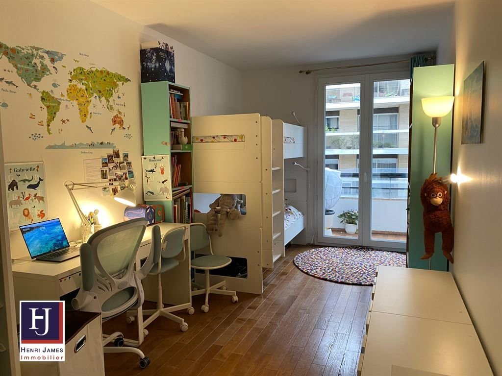 Apartment in Saint Gervais, Paris 4e Arrondissement, Paris 5 - 17649868