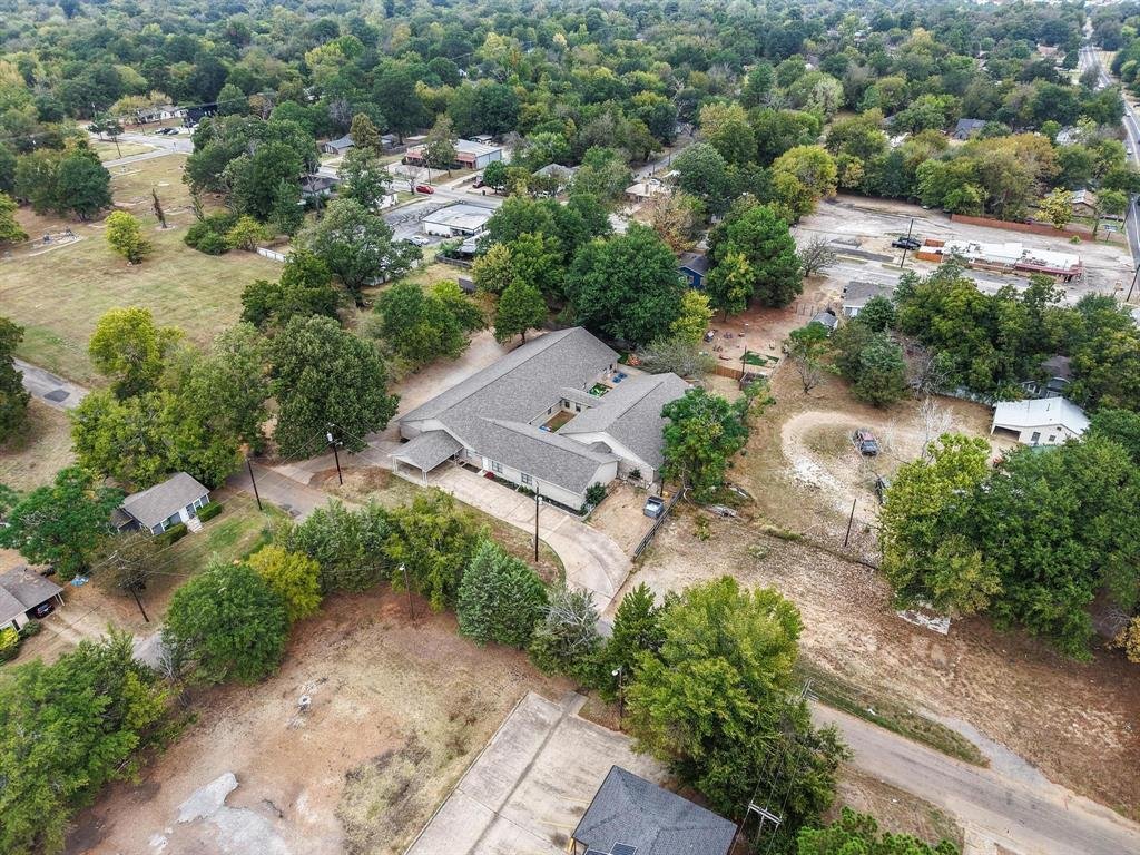 Paris, Texas, United States 3 - 17660062