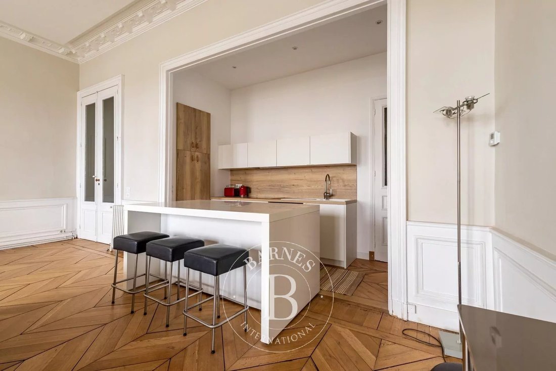 Apartment in Grand Parc-Chartrons-Paul Doumer, Bordeaux, France 4 - 17646939