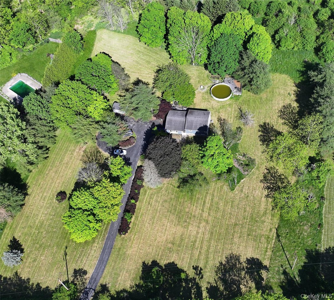 House in Monroe, New York, United States 2 - 17659823