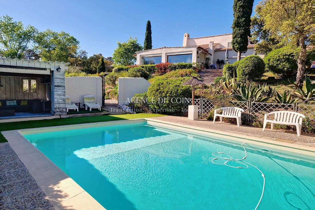 Villa in Partie Nord-Ferrieres-Cadenades-Rouviere, Le Muy, France 3 - 17646449