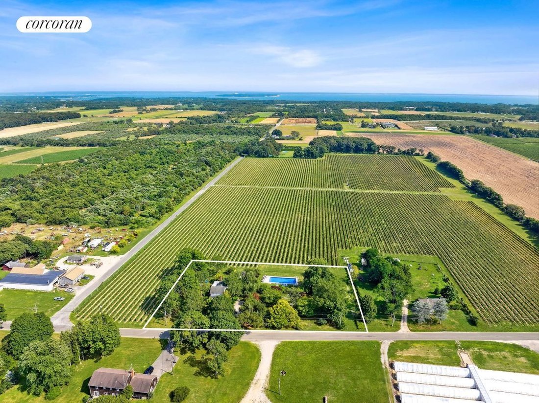 House in Mattituck, New York, United States 4 - 17550928