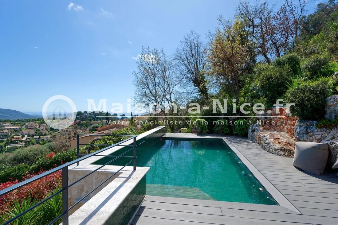 Villa in Falicon, Provence-Alpes-Côte d'Azur, France 2 - 17646244