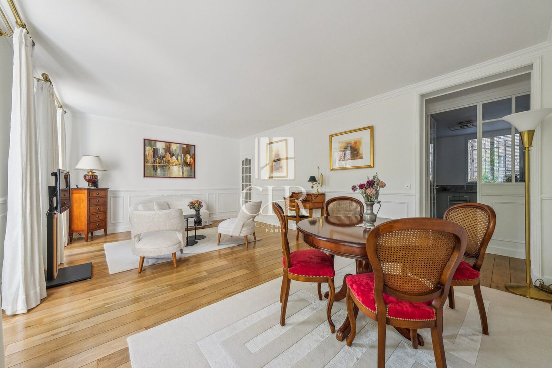 Apartment in Léon-Blum Folie-Regnault, Paris 11e Arrondissement, Paris 5 - 17660747