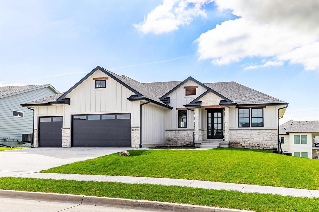 House in Urbandale, Iowa, United States 2 - 17649769