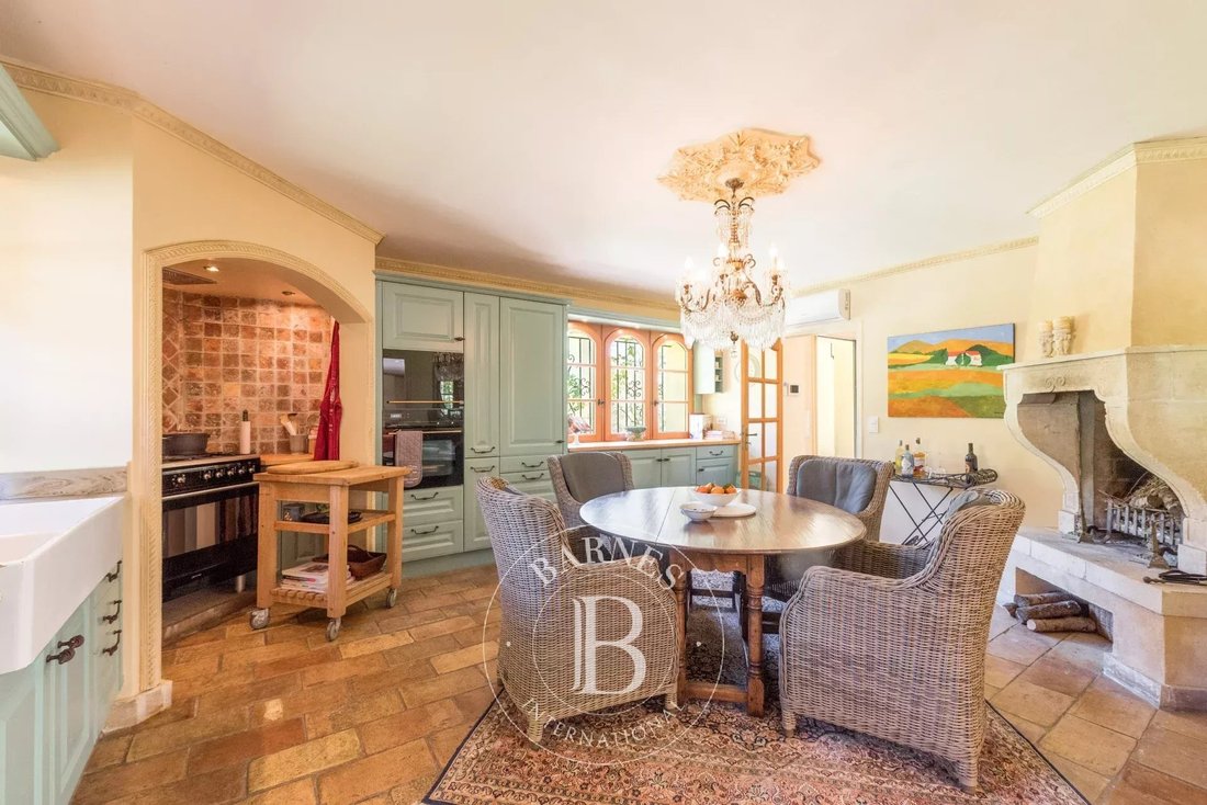 Villa in Opio, Provence-Alpes-Côte d'Azur, France 5 - 17650364