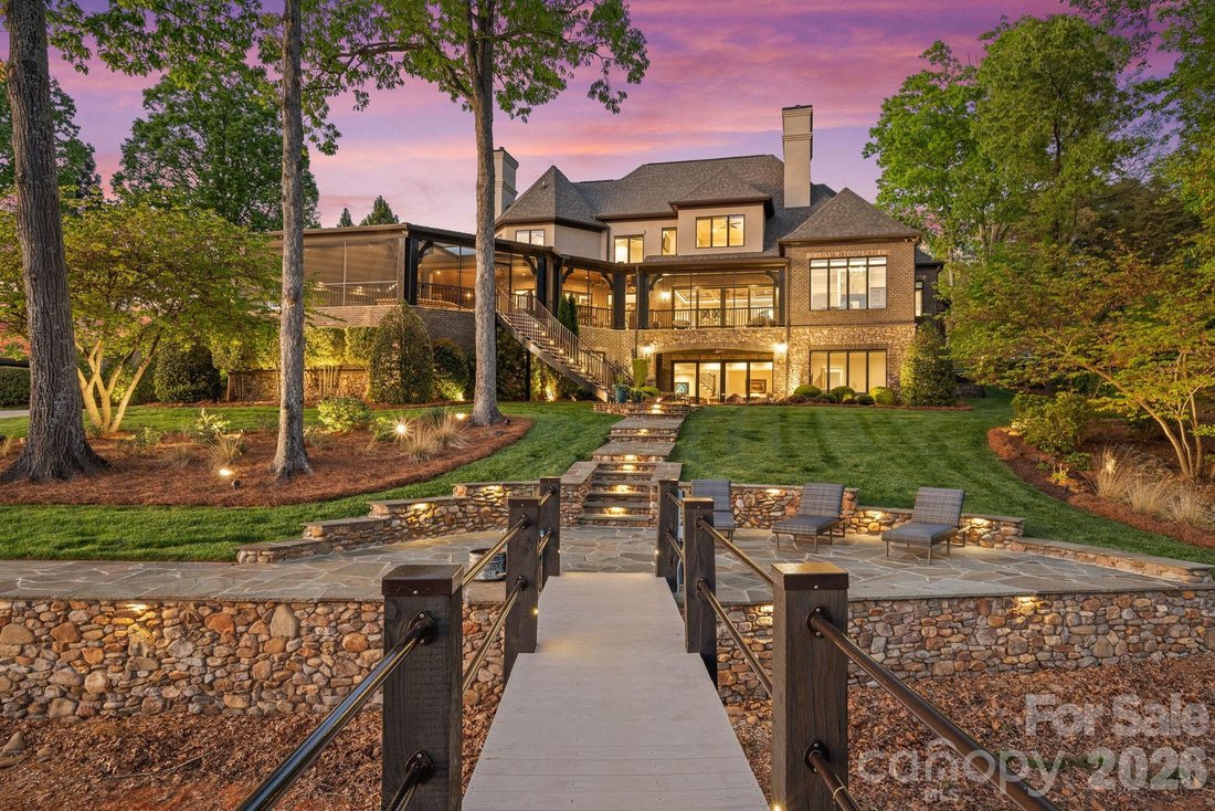 House in Mooresville, North Carolina, United States 1 - 17658045