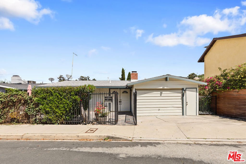 House in Los Angeles, California, United States 1 - 17648204