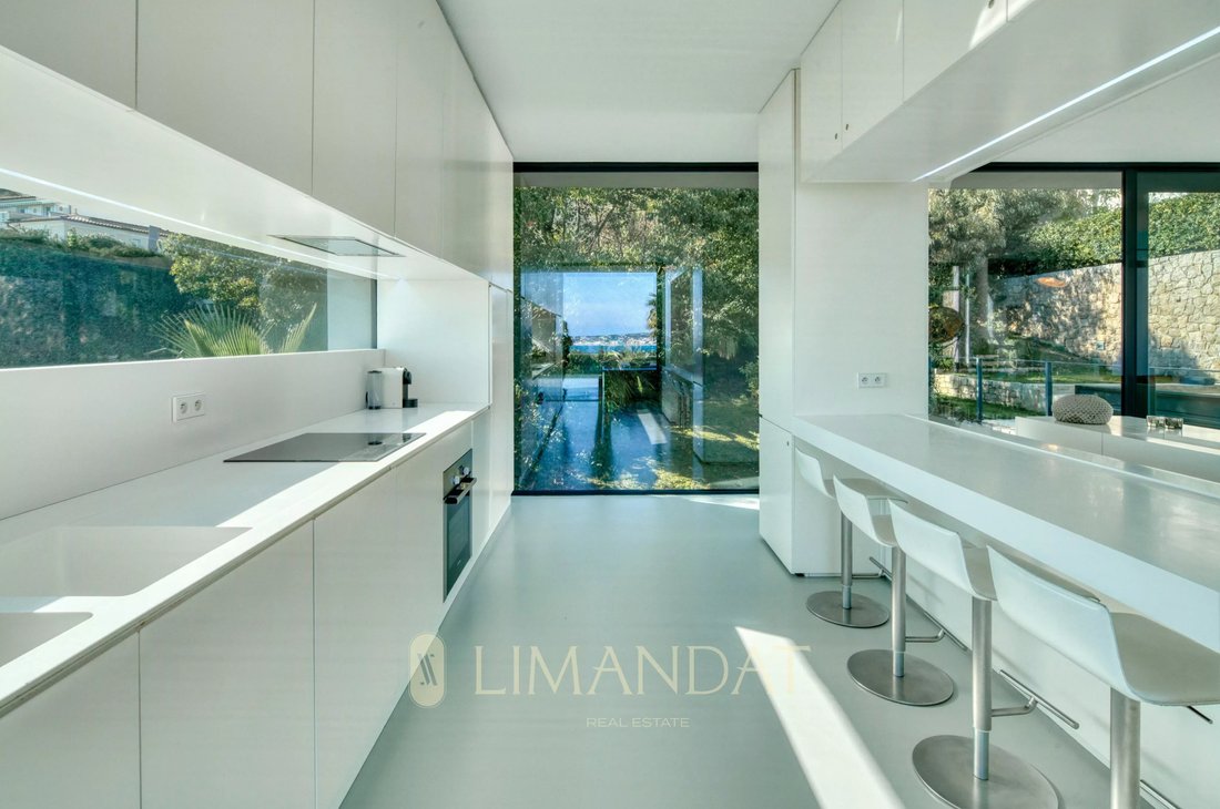 Villa in Cannes, Provence-Alpes-Côte d'Azur, France 5 - 17659290