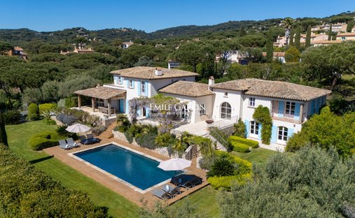 Villa in La Croix-Valmer, Provence-Alpes-Côte d'Azur, France 1