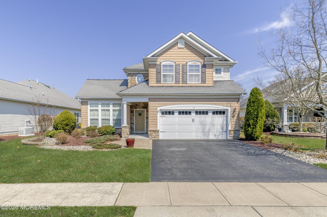Casa en Farmingdale, Nueva Jersey, Estados Unidos 1 - 17644979