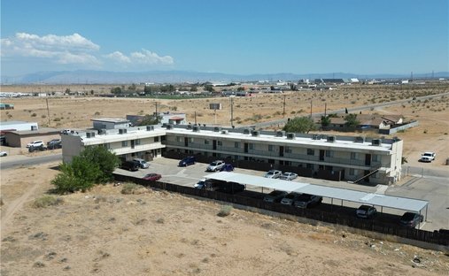 Apartment in Adelanto, California, United States 1