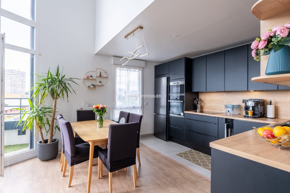 Apartment in Plateau-Grèves-Europe-Gare du Stade-Fossés Jean, Colombes, France 3 - 17651477