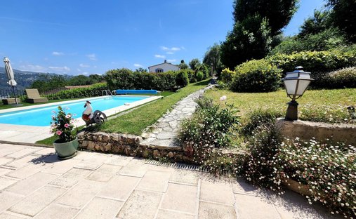 House in Gattières, Provence-Alpes-Côte d'Azur, France 1