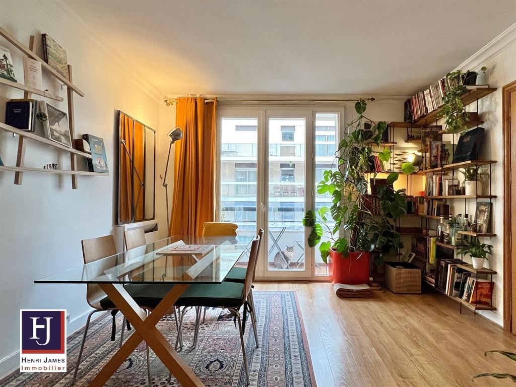 Apartment in Saint Gervais, Paris 4e Arrondissement, Paris 2 - 17649868
