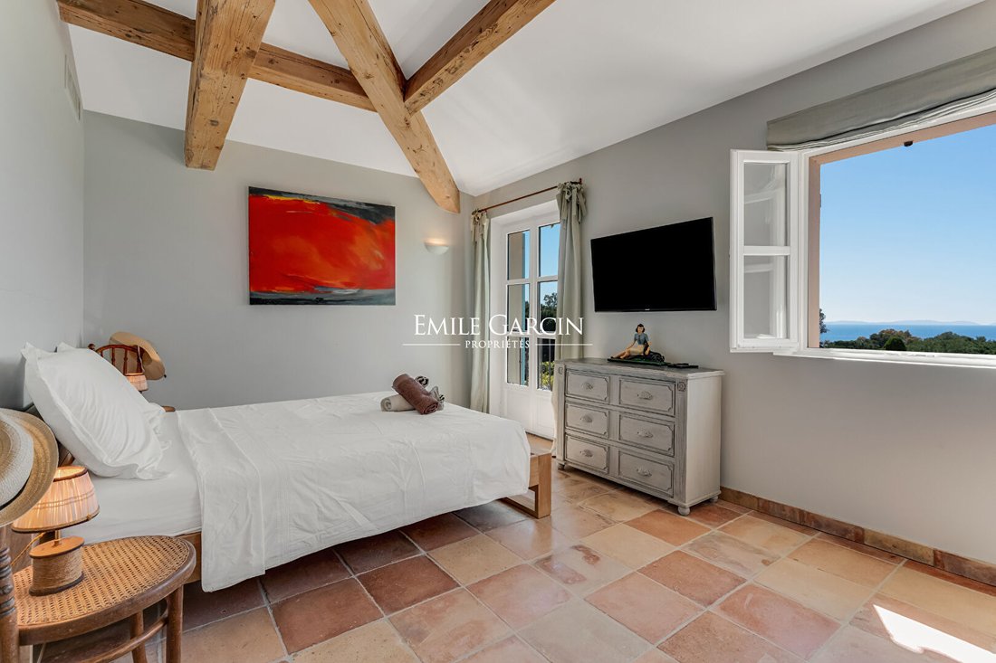 Villa in La Croix-Valmer, Provence-Alpes-Côte d'Azur, France 5 - 17650235