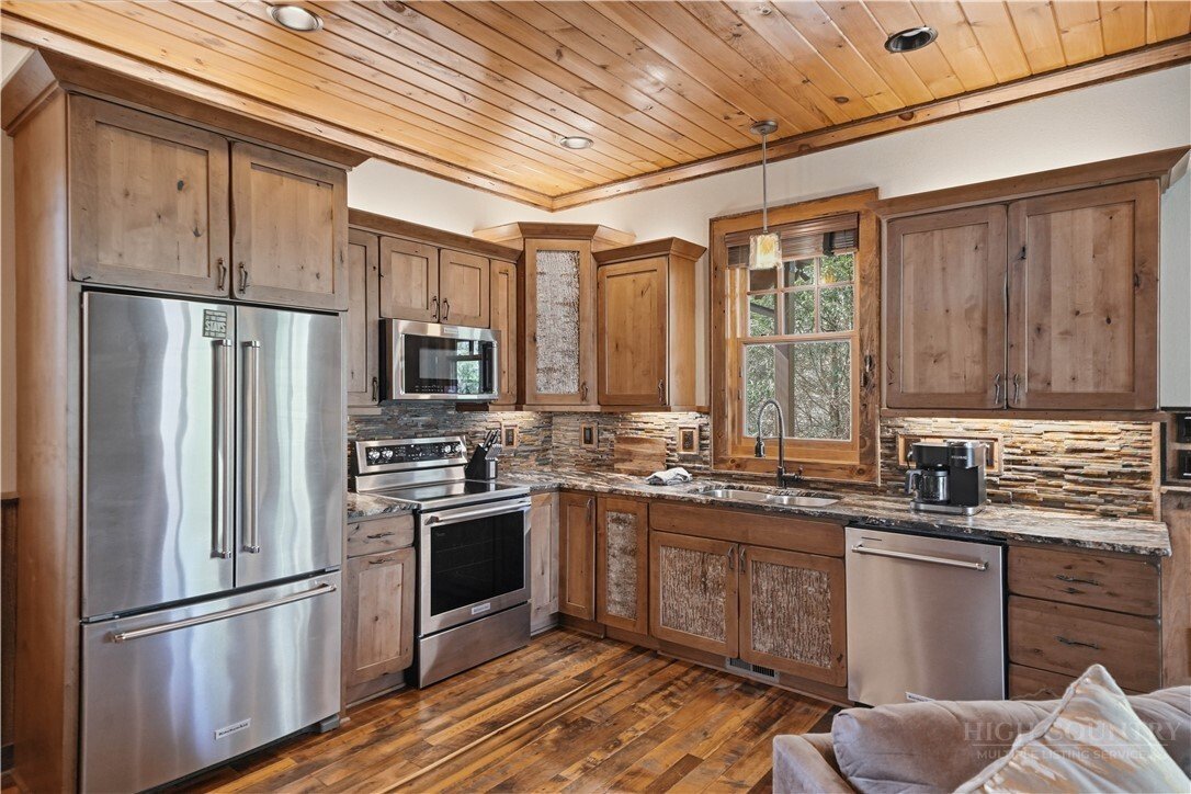 Townhouse in Banner Elk, North Carolina, United States 4 - 17647761