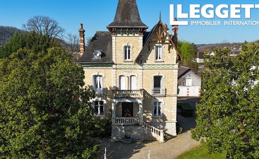 House in Urbain, Terrasson-Lavilledieu, France 1