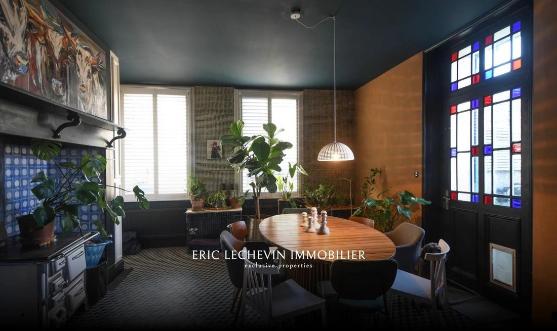 House in Montreuil-sur-Mer, Hauts-de-France, France 1 - 16677804