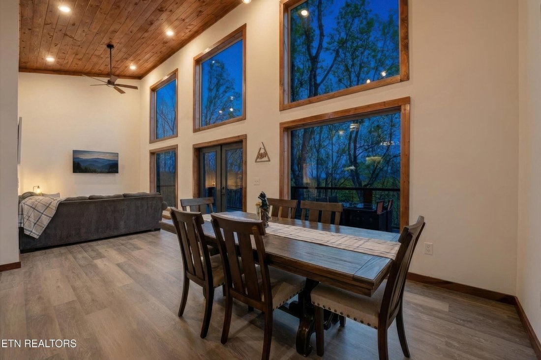 House in Gatlinburg, Tennessee, United States 4 - 17645836