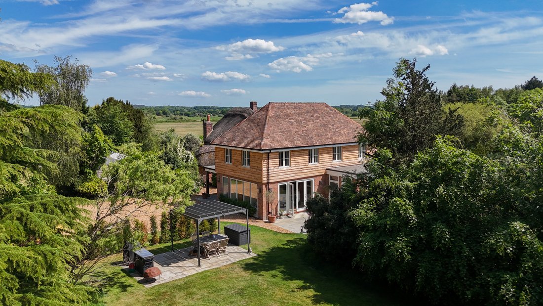 House in Ringwood, England 4 - 17648127