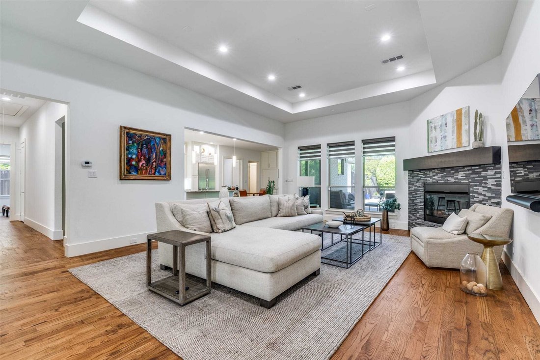 House in Dallas, Texas, United States 3 - 17651124