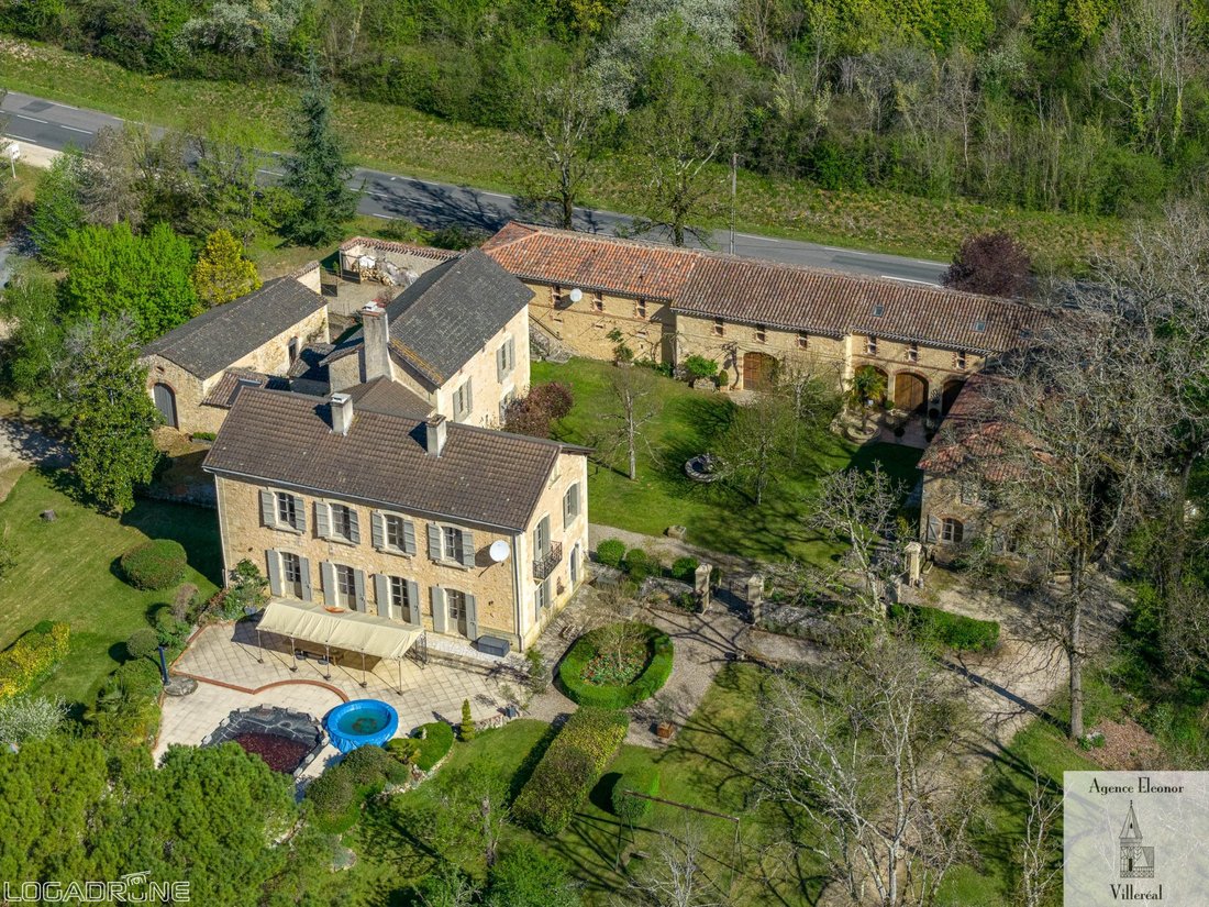 Estate in Saint-Front-sur-Lemance, Nouvelle-Aquitaine, France 4 - 17456454