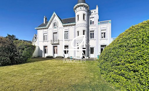 Villa in Nord, Wimereux, France 1