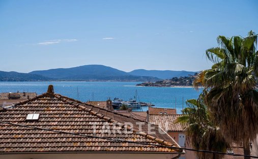 Apartamento en Ville-Les Saquedes-Le Bouillonnet, Sainte-Maxime, Francia 1