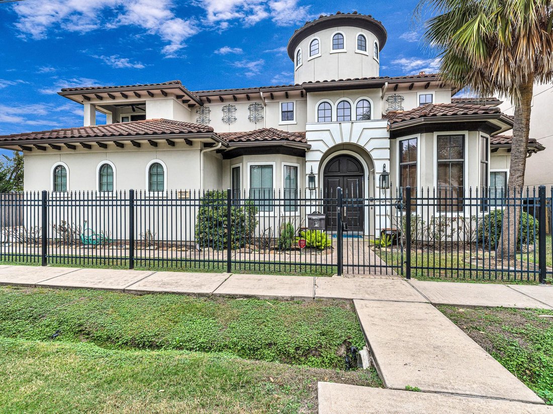 House in Houston, Texas, United States 1 - 17649478