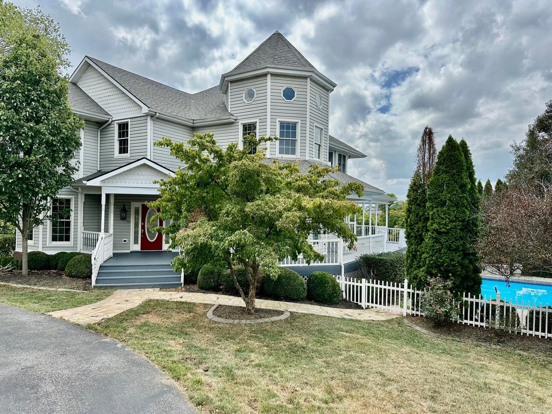 House in Georgetown, Kentucky, United States 1 - 17646084