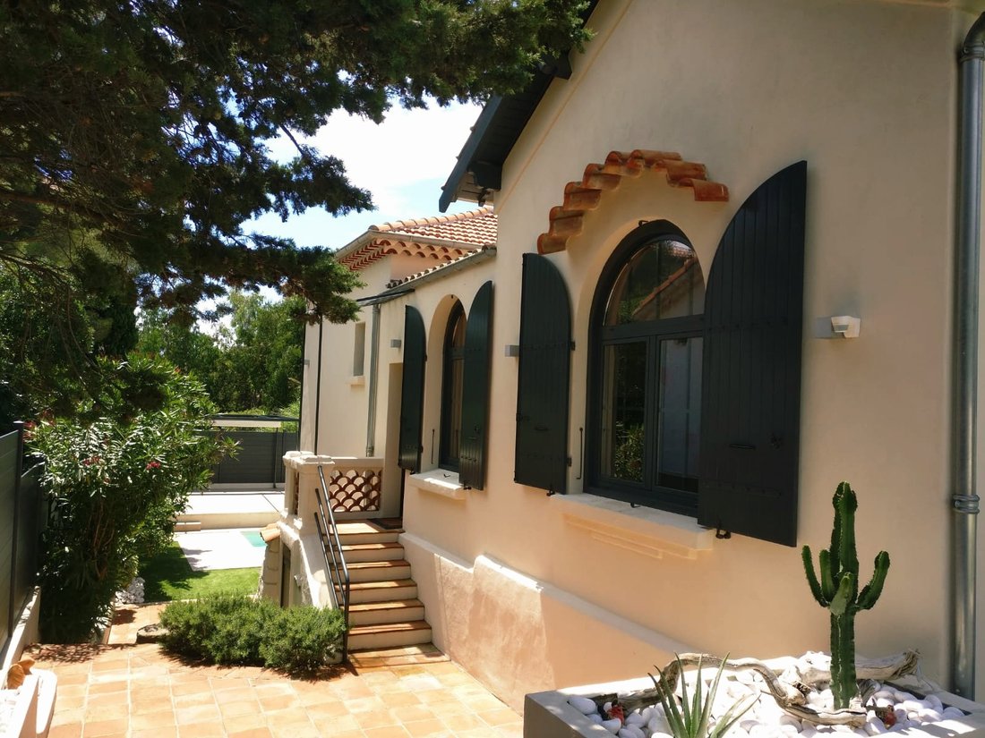 Estate in Nord, Cavalaire-sur-Mer, France 2 - 17656061