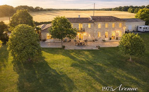 Castle in Saint Bruno-Saint Augustin, Bordeaux, France 1