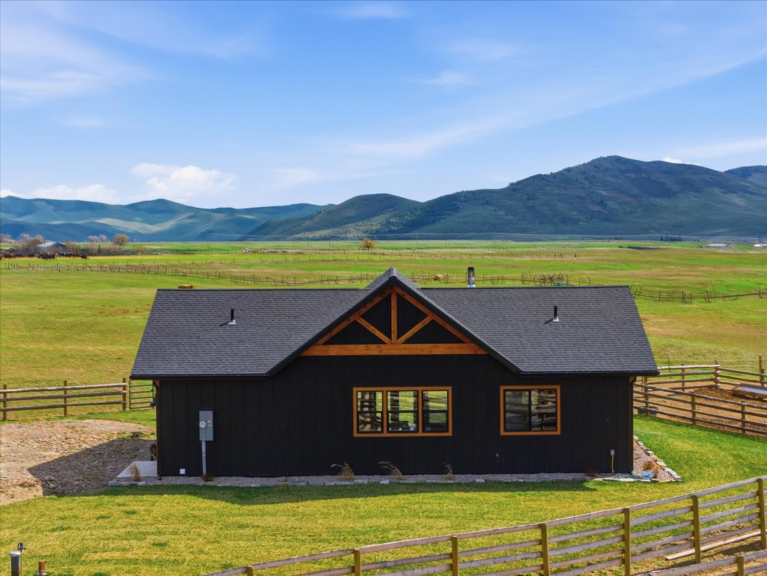 House in Hot Springs, Montana, United States 4 - 17646323