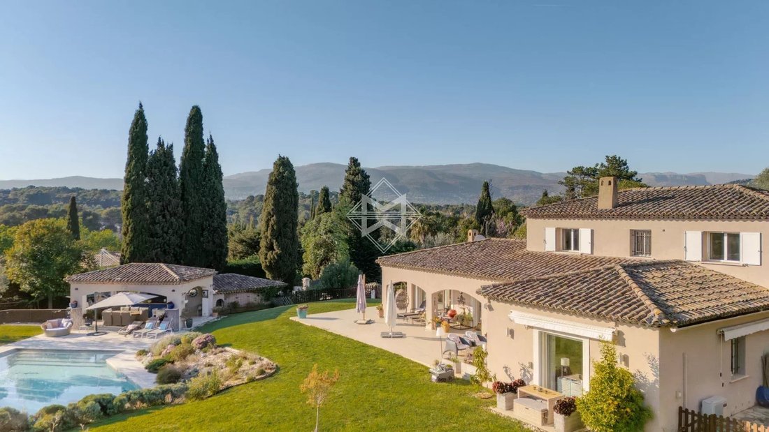 Villa in Mougins, Provence-Alpes-Côte d'Azur, France 2 - 17645338